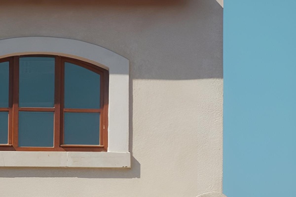 patching damaged stucco